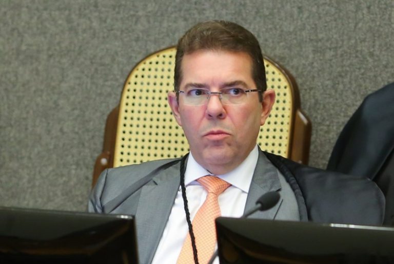 STJ despronuncia e revoga prisão de acusado de homicídio e tortura